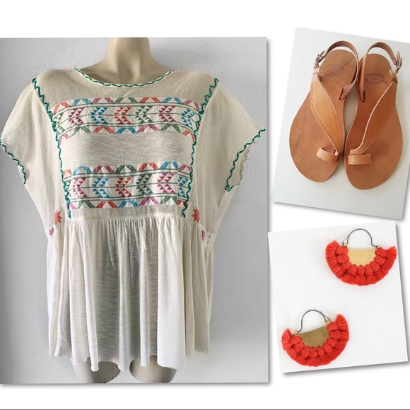 Free People Tops - Free People OVERSIZED Embroidered top Free People Tops - Free People OVERSIZED Embroidered top